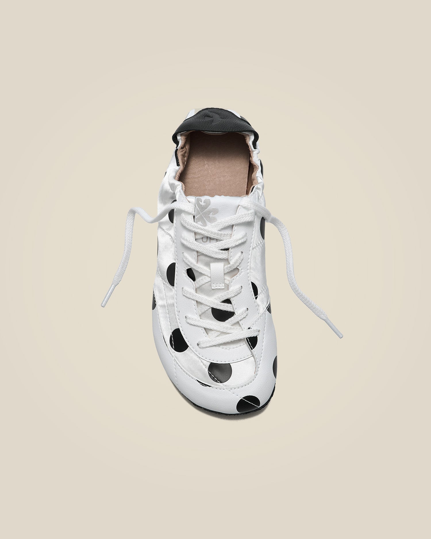 UPERA Barefoot Series -Silver-Grey Polka Dot