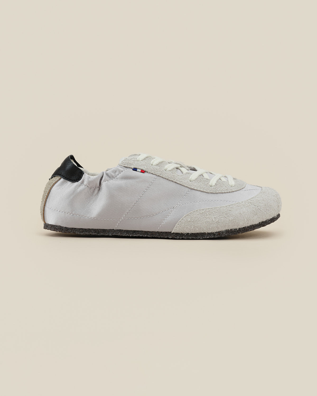 UPERA Barefoot Series-satin flow