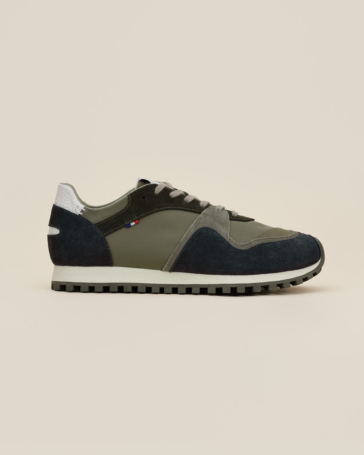 UPERA Nomad Series-olive branch